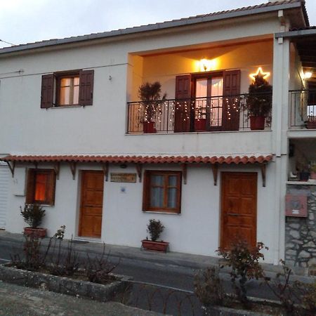 Hotel Zephyros à Vitina Extérieur photo