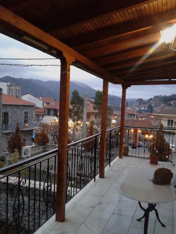 Hotel Zephyros à Vitina Extérieur photo